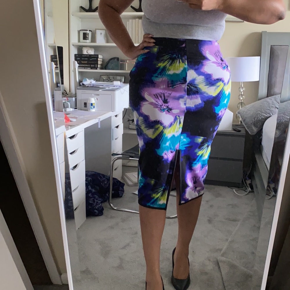 New Worthington Pencil Skirt with Center Split